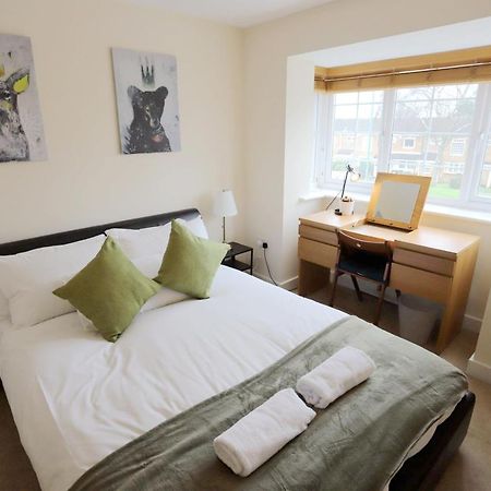 Easytravel Luxury Nec/Airport 3 Beds House Lejlighed Birmingham Eksteriør billede