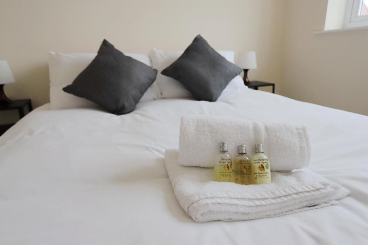 Easytravel Luxury Nec/Airport 3 Beds House Lejlighed Birmingham Eksteriør billede