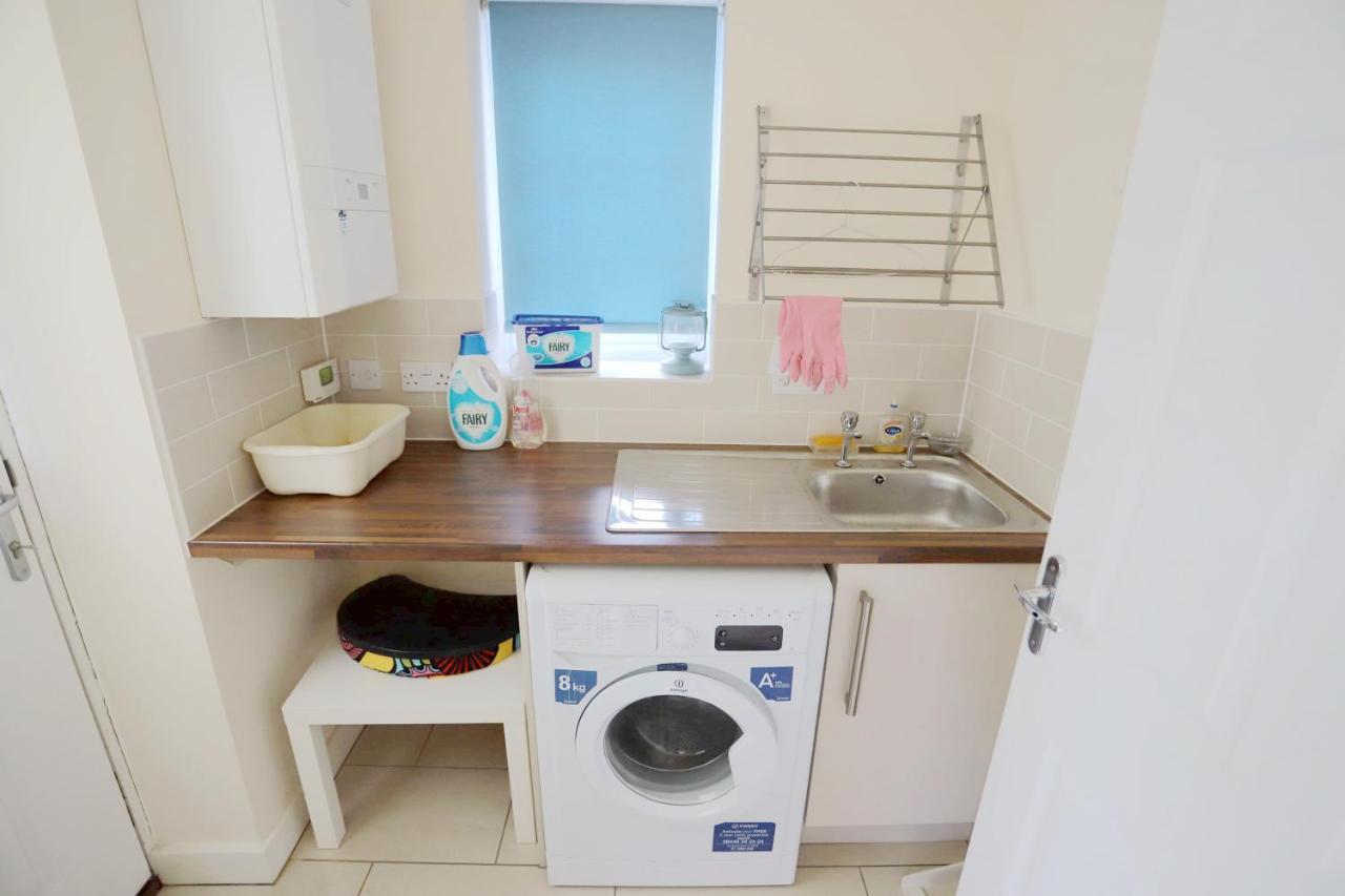 Easytravel Luxury Nec/Airport 3 Beds House Lejlighed Birmingham Eksteriør billede