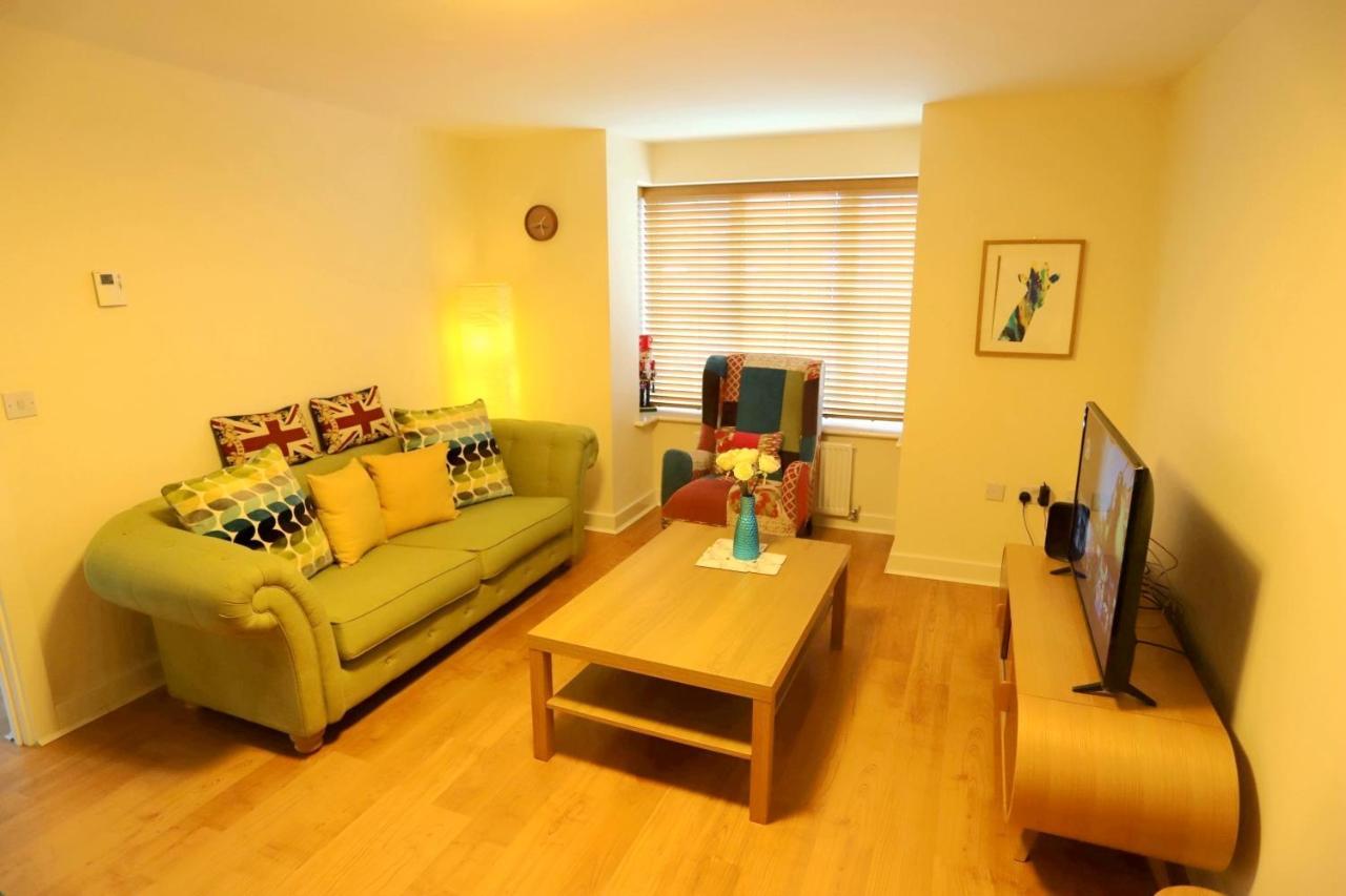 Easytravel Luxury Nec/Airport 3 Beds House Lejlighed Birmingham Eksteriør billede